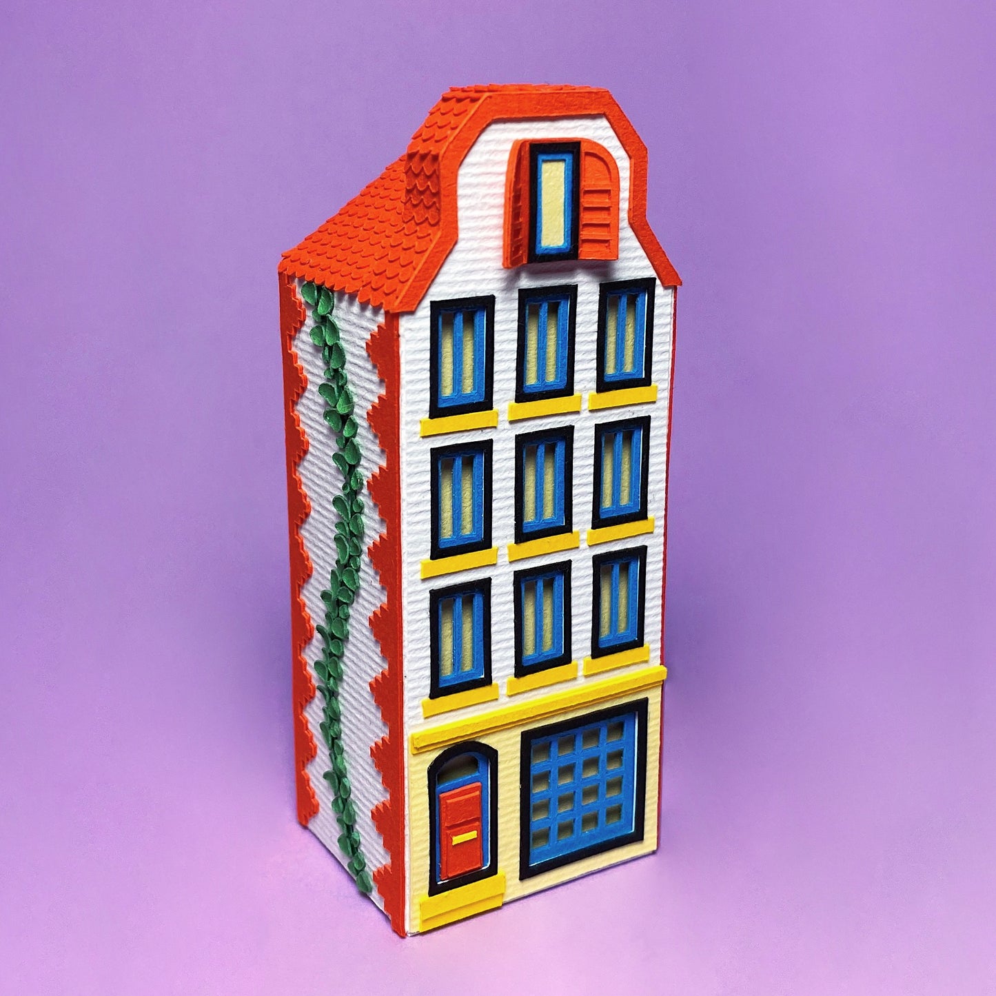 Klein papieren grachtenpand | Amsterdam